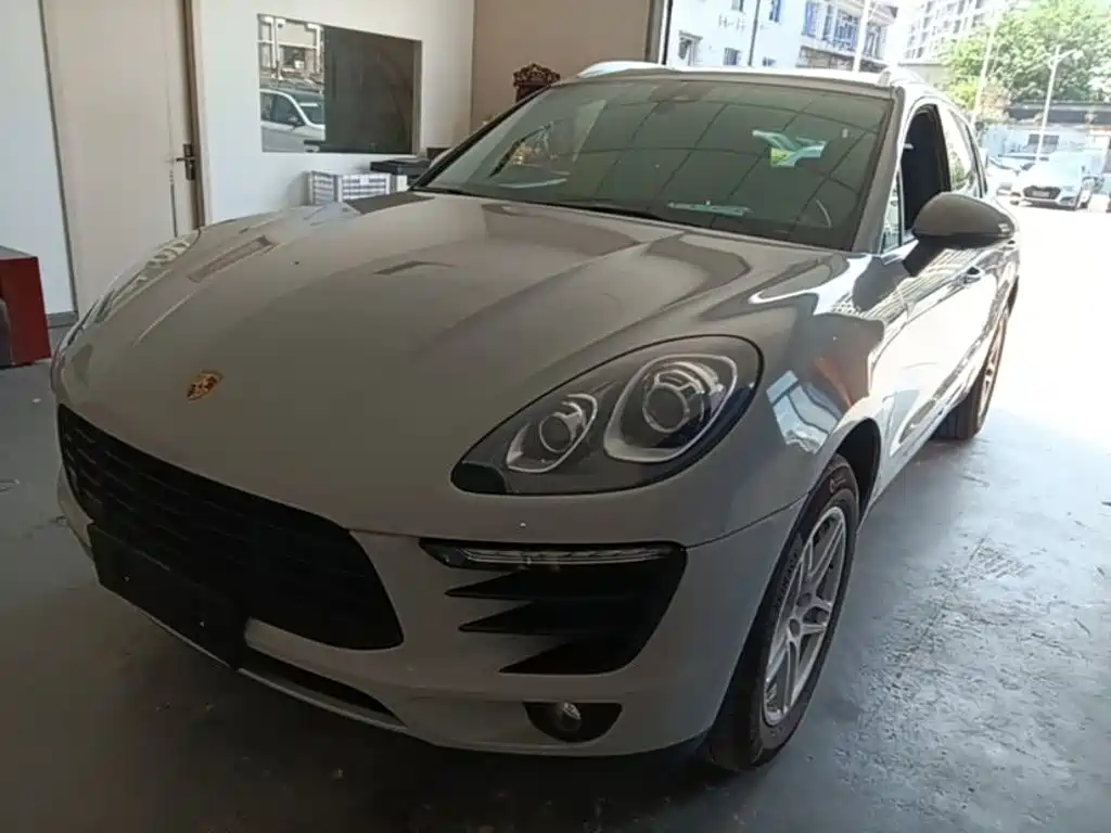 Porsche Macan — миниатюра 2