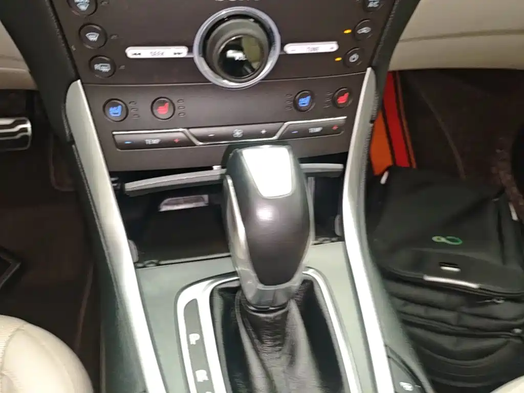 Ford Edge — миниатюра 14