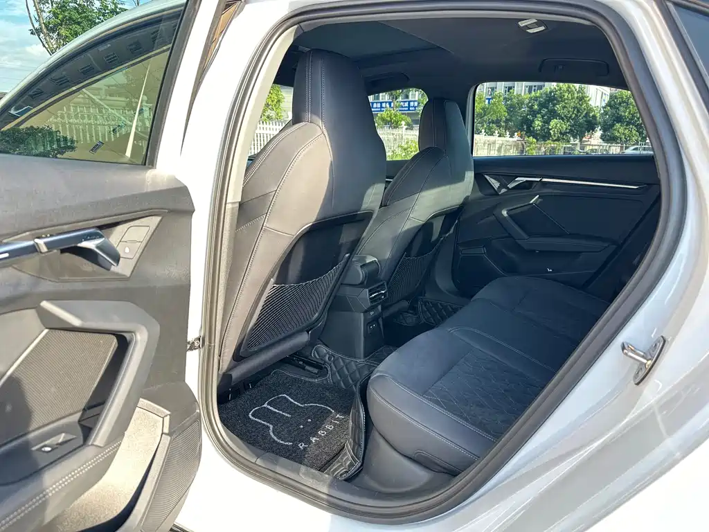 Audi A3 2023 A3L Limousine 35 TFSI Luxury Sport