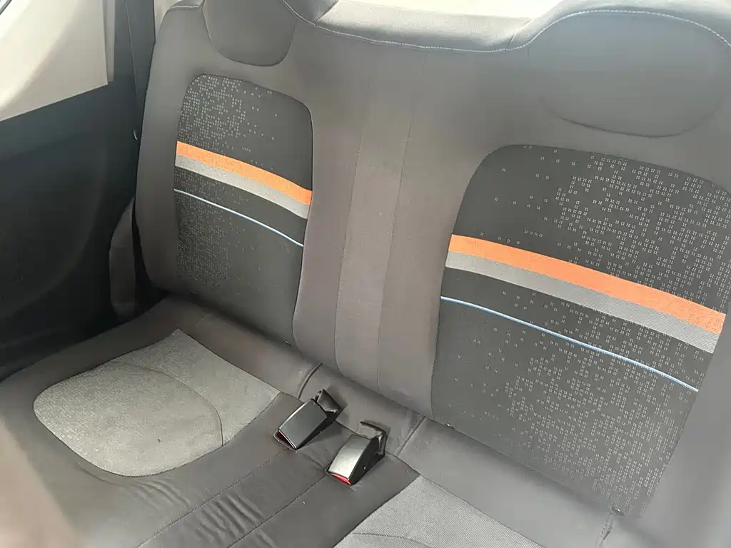 Wuling MINIEV — миниатюра 12