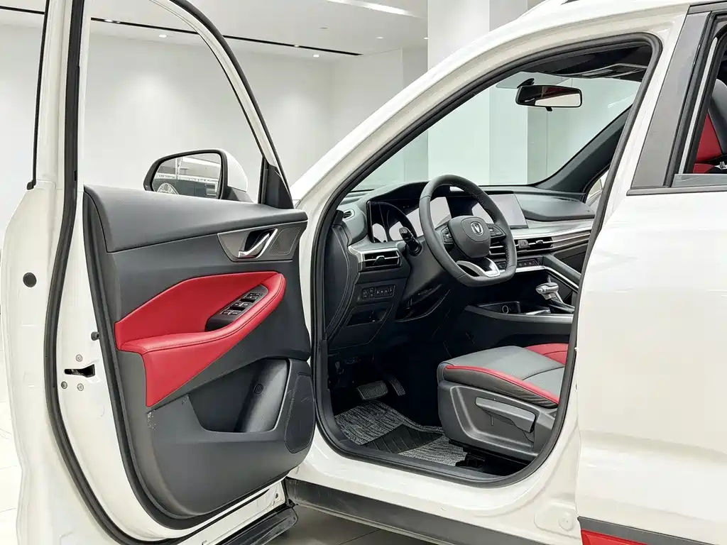 Changan CS35PLUS — миниатюра 14