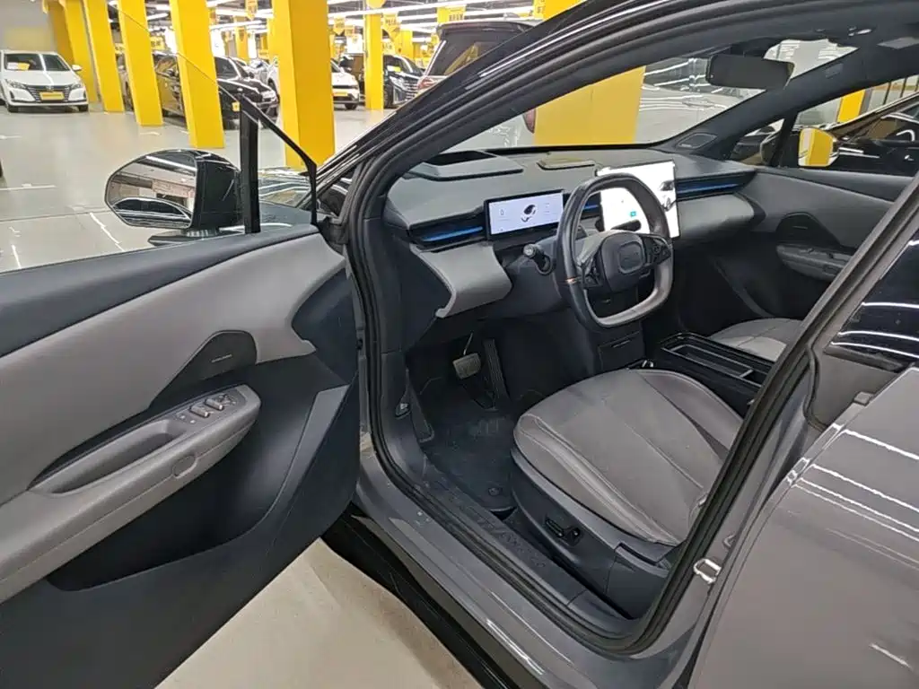 Lynk & Co Z20 — миниатюра 16