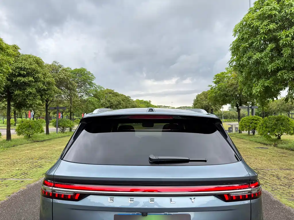 Geely Xingyue L Oriental Brilliance 2.0TD Auto Moon Gaze Edition, фото 32