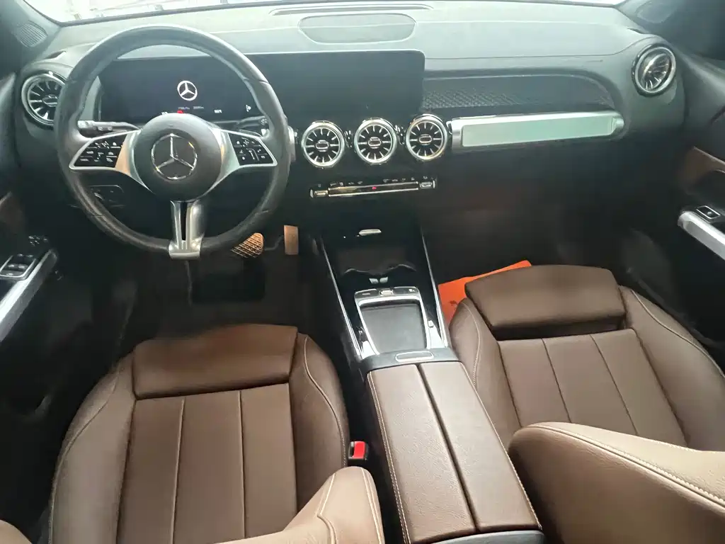 Mercedes-Benz EQB — миниатюра 7