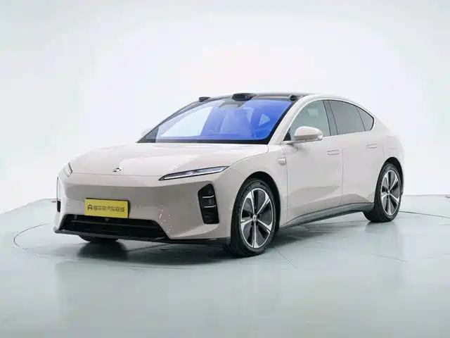 2025 Nio ET5