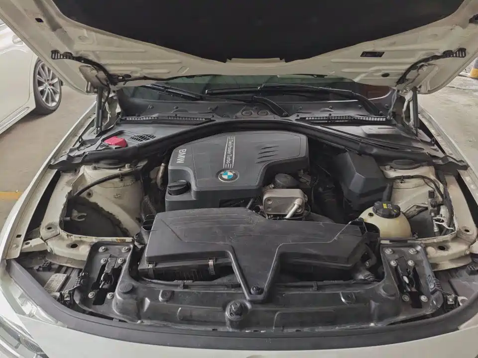 BMW 3 Series — миниатюра 8