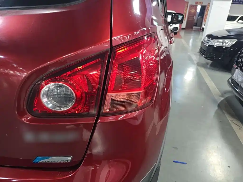 Nissan Qashqai — миниатюра 8