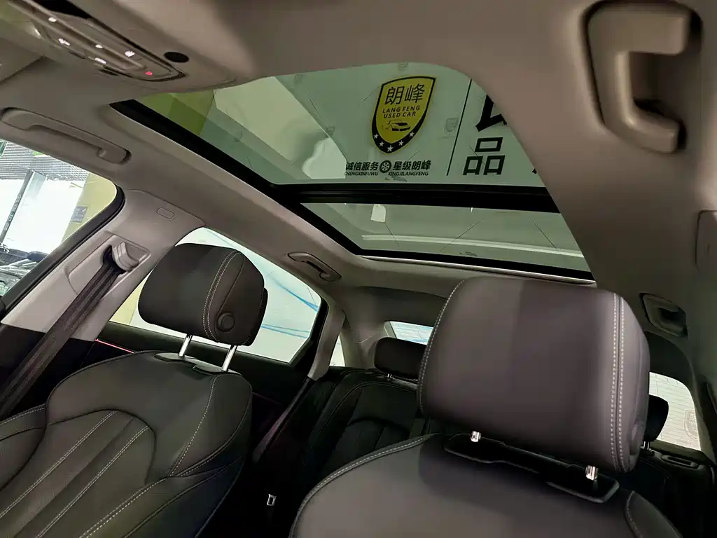 Audi A4L — миниатюра 14