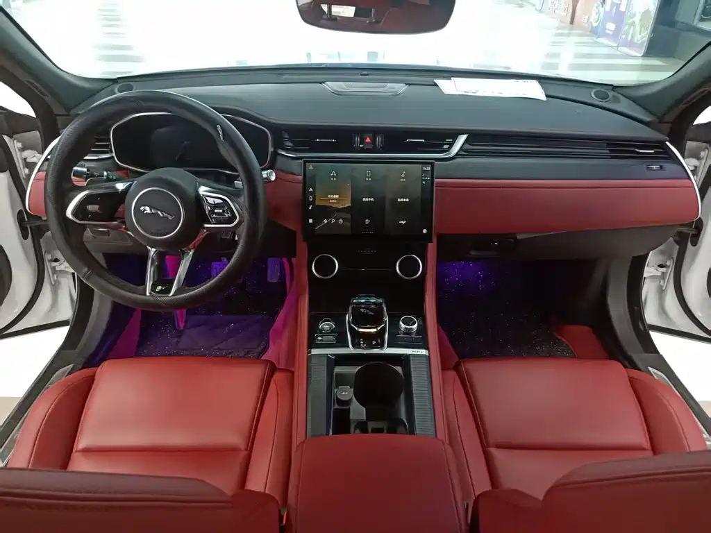 Jaguar XFL — миниатюра 7