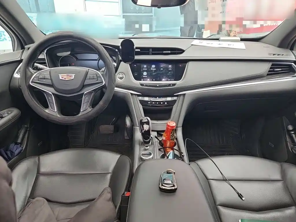 Cadillac XT5 — миниатюра 5