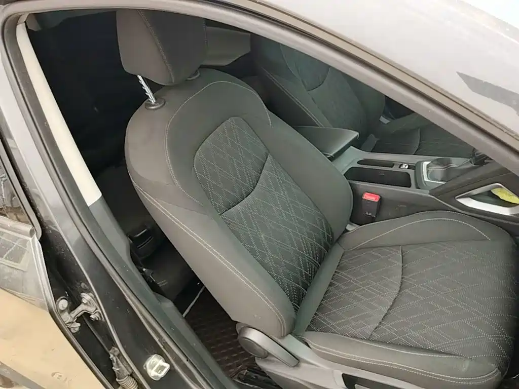 Chevrolet Volando — миниатюра 25