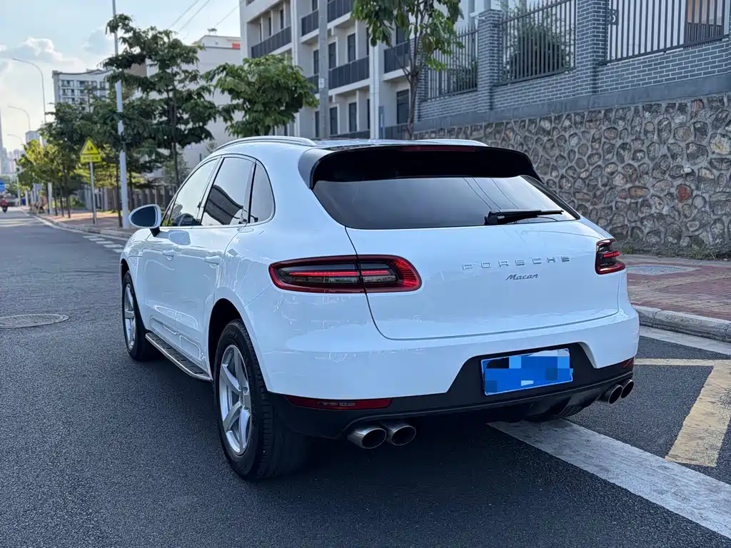 Porsche Macan 2016 Macan 2.0T