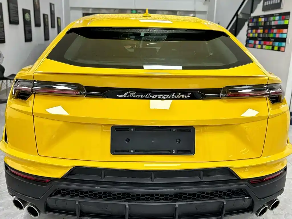 Lamborghini Urus — миниатюра 6