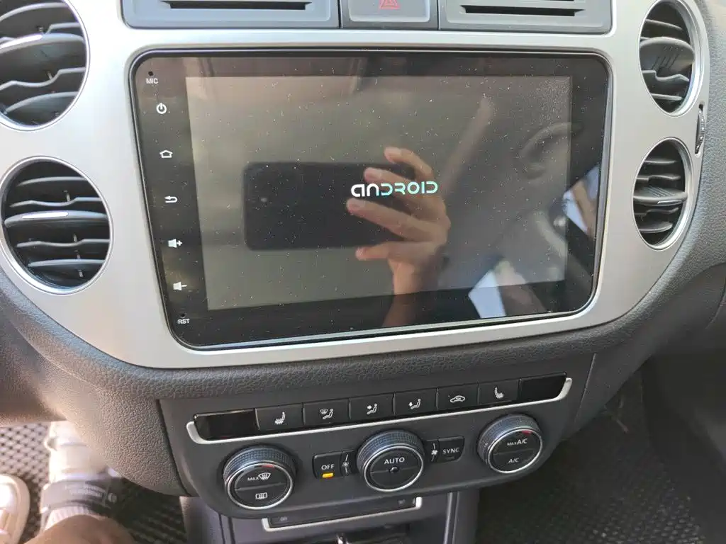 Volkswagen Tiguan — миниатюра 14
