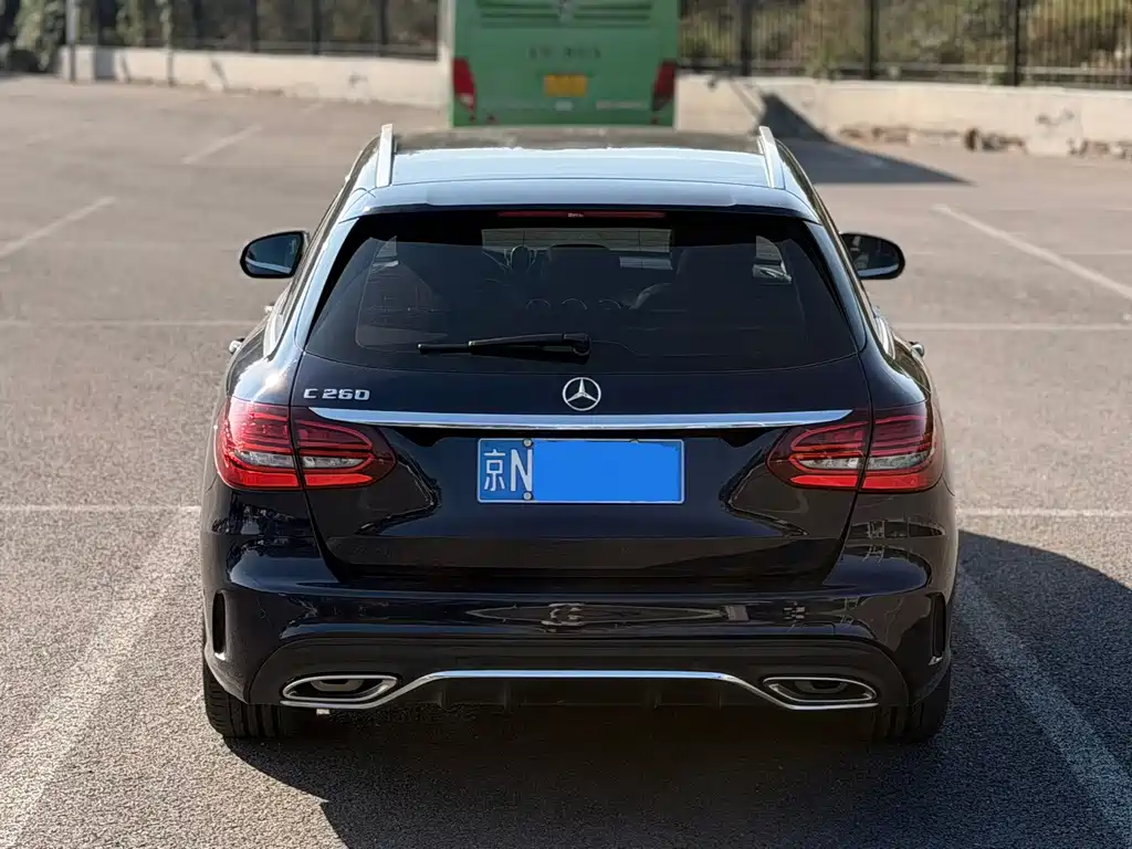 Mercedes-Benz C-Class (Import) — миниатюра 4