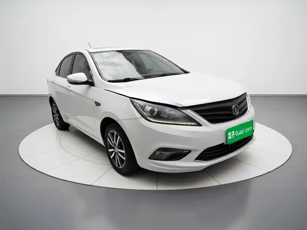 Changan Eado — миниатюра 3