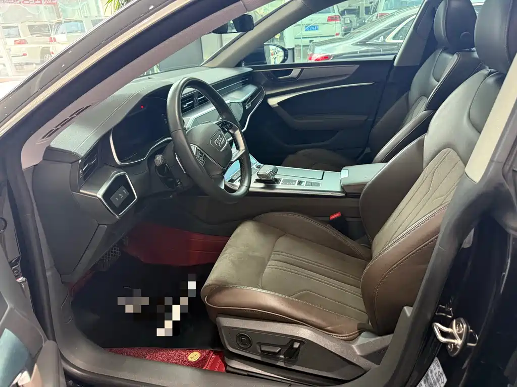 Audi A7L 2024 45TFSI S-line