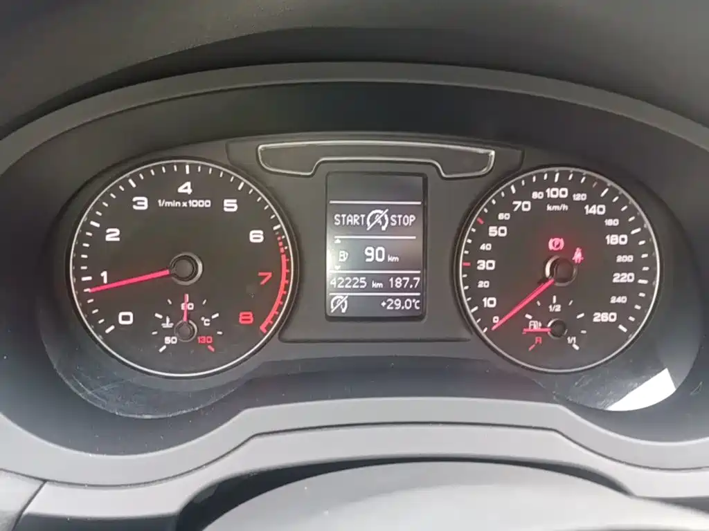 Audi Q3 — миниатюра 12