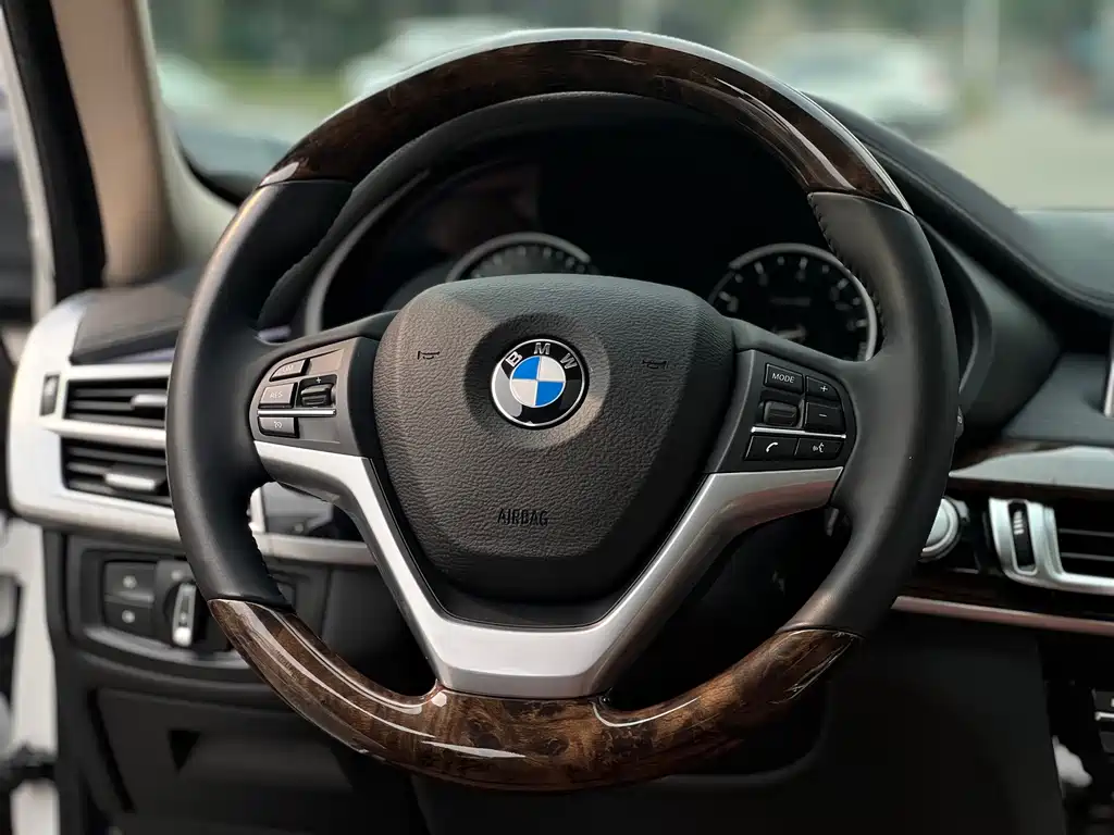 BMW X6 — миниатюра 6