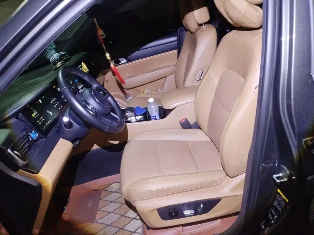 Li Auto Li ONE — миниатюра 8