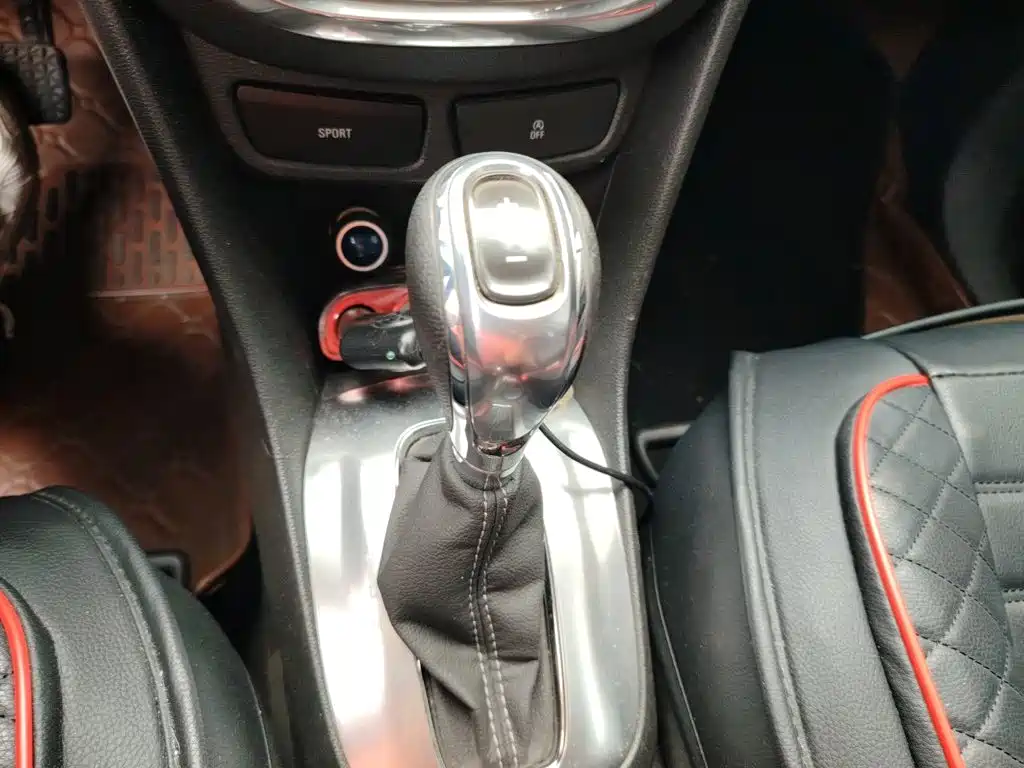 Buick Encore — миниатюра 15