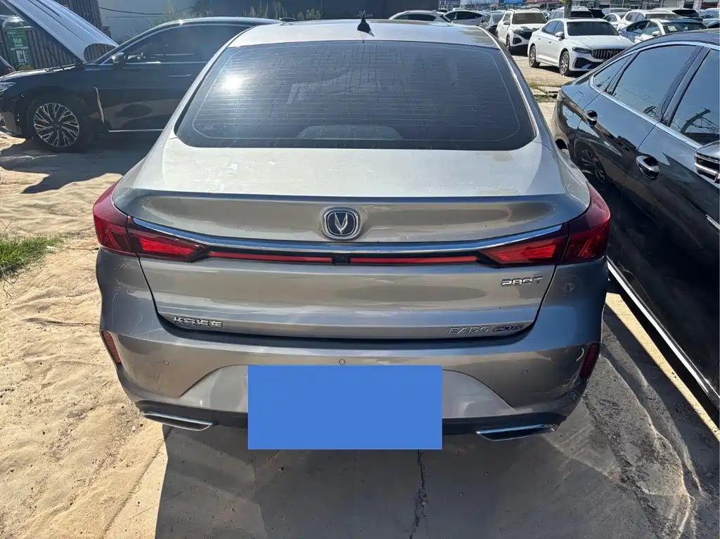 Changan Eado — миниатюра 8