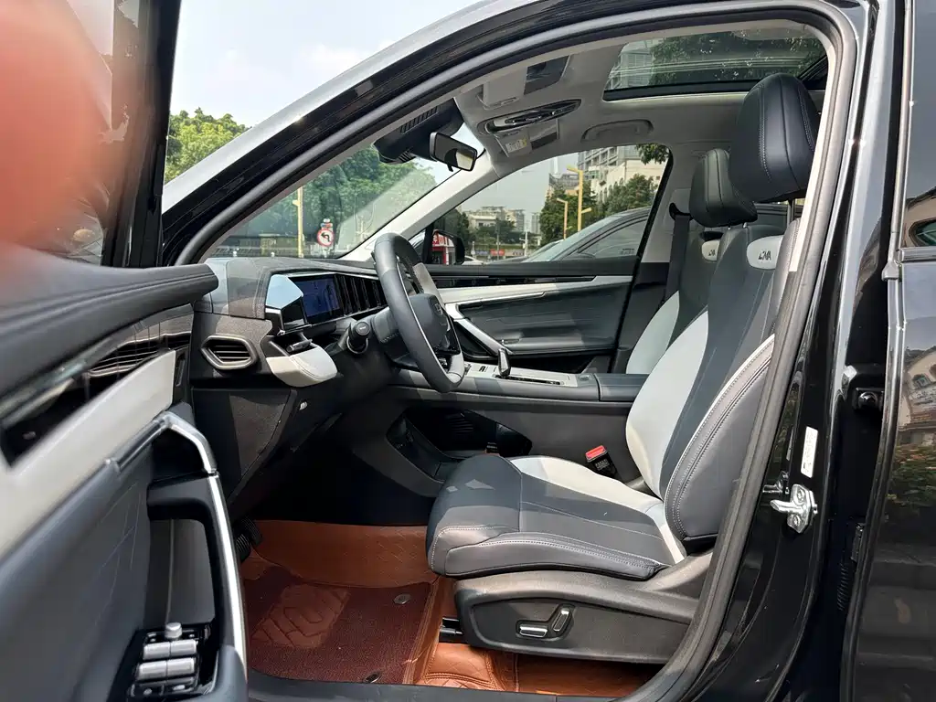 Geely Boyue L — миниатюра 7