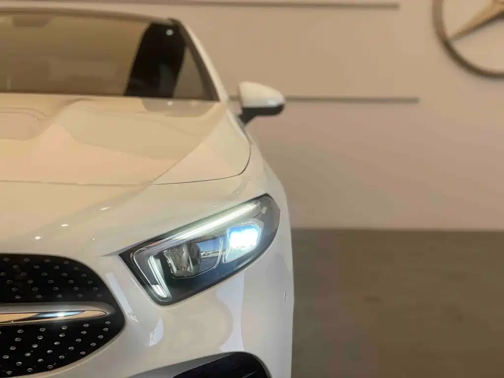 Mercedes-Benz A-Class — миниатюра 3