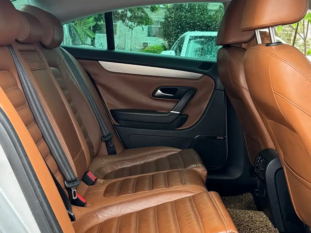 Volkswagen CC — миниатюра 11