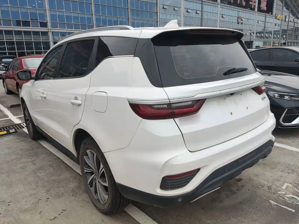 Geely Vision X6 — миниатюра 5