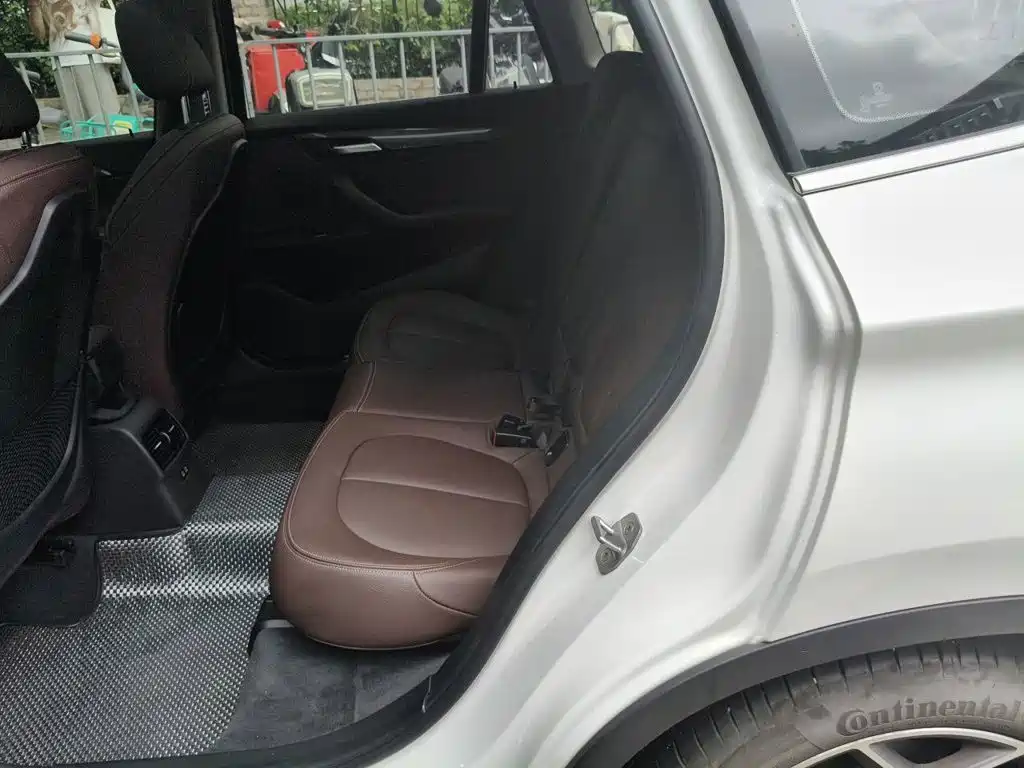 BMW X1 — миниатюра 15