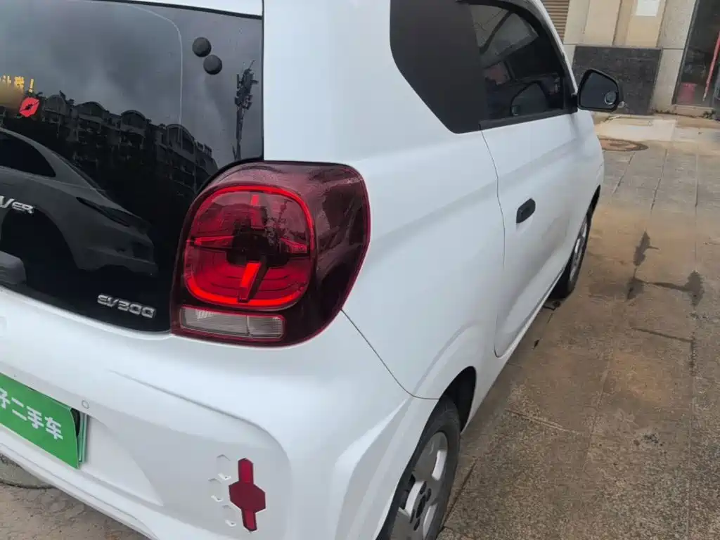 Roewe Clever — миниатюра 8