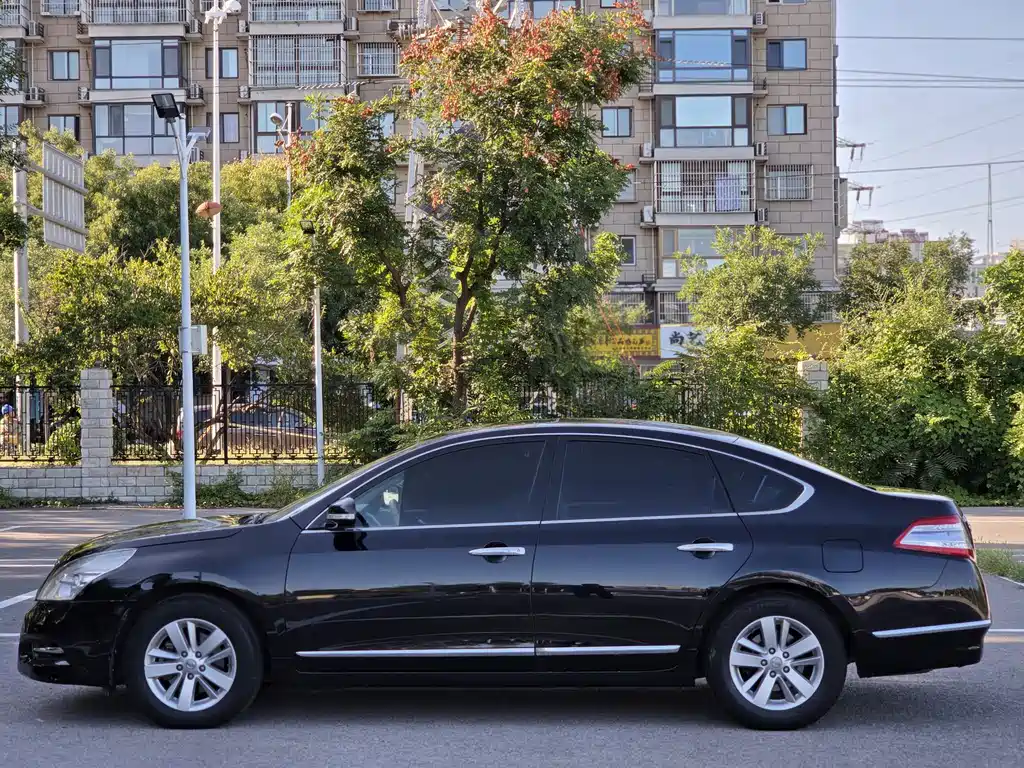Nissan Teana — миниатюра 7