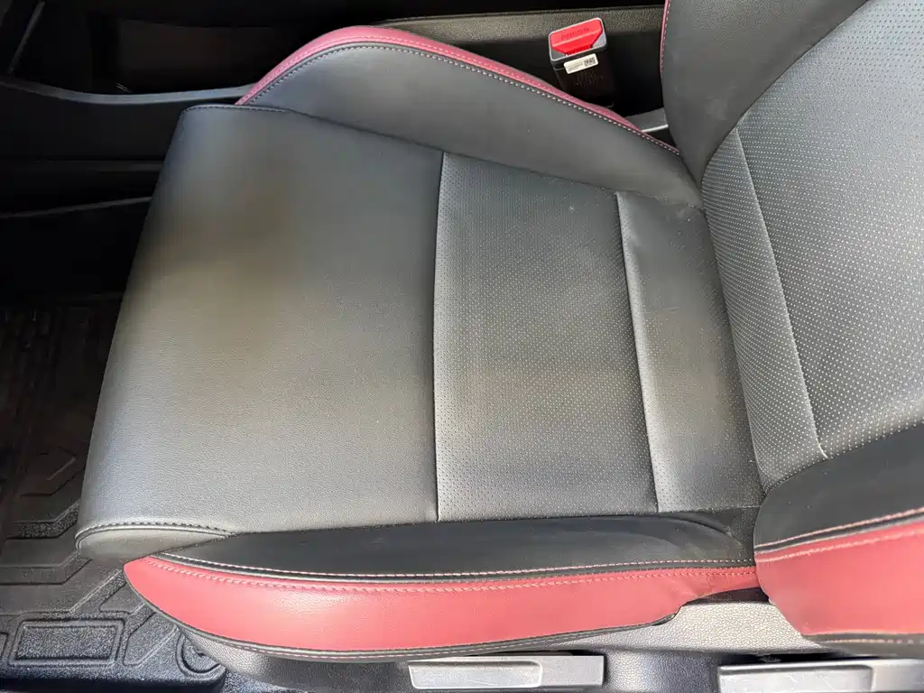 Geely Binyue — миниатюра 13