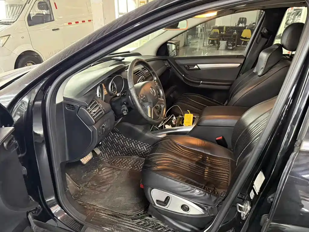 Mercedes-Benz R-Class — миниатюра 4
