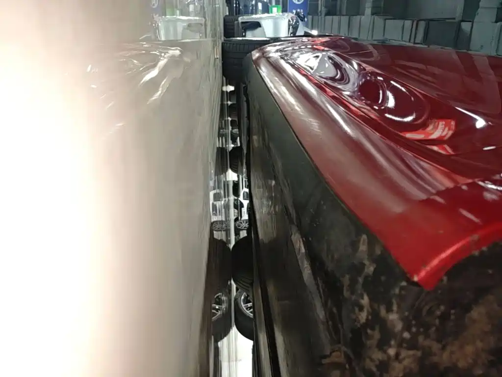 Tesla Model 3 — миниатюра 21