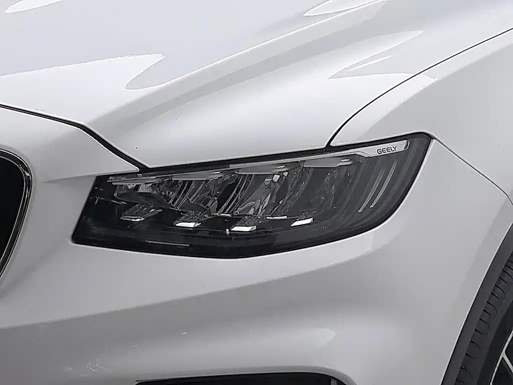 Geely Boyue — миниатюра 7