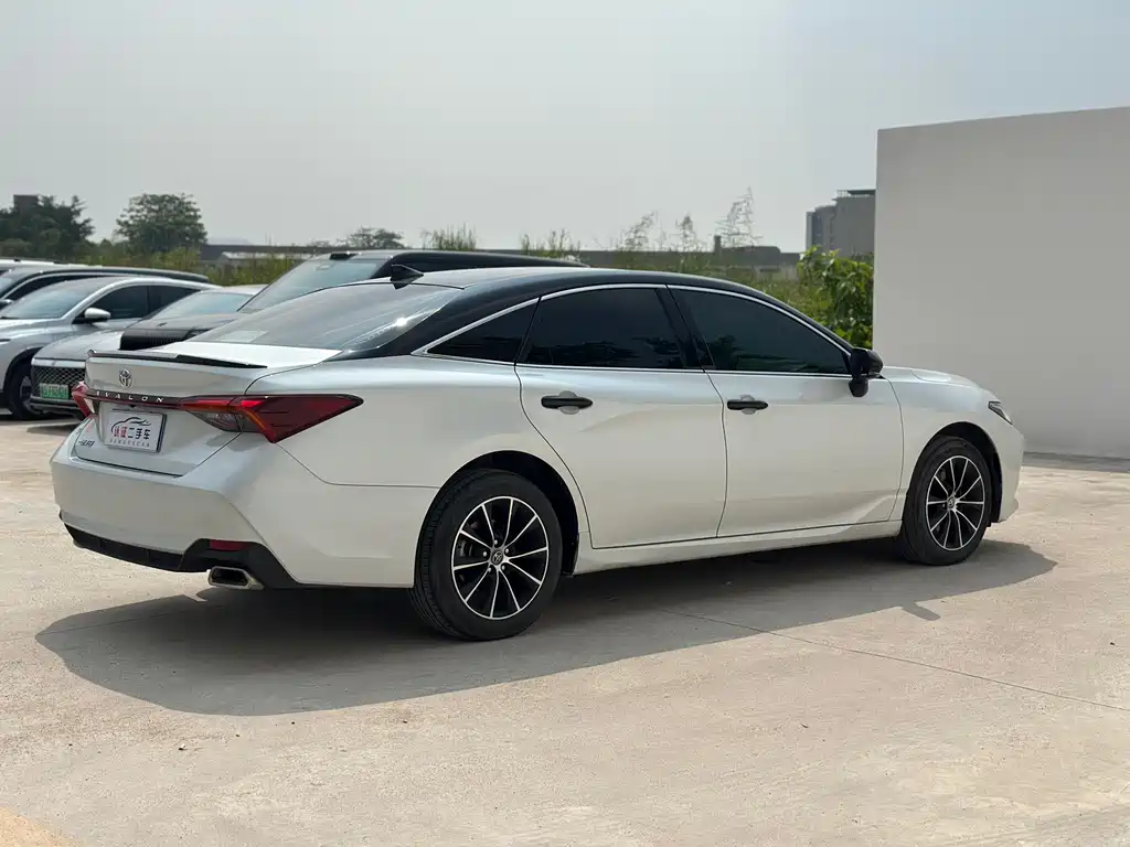 Toyota Avalon — миниатюра 17