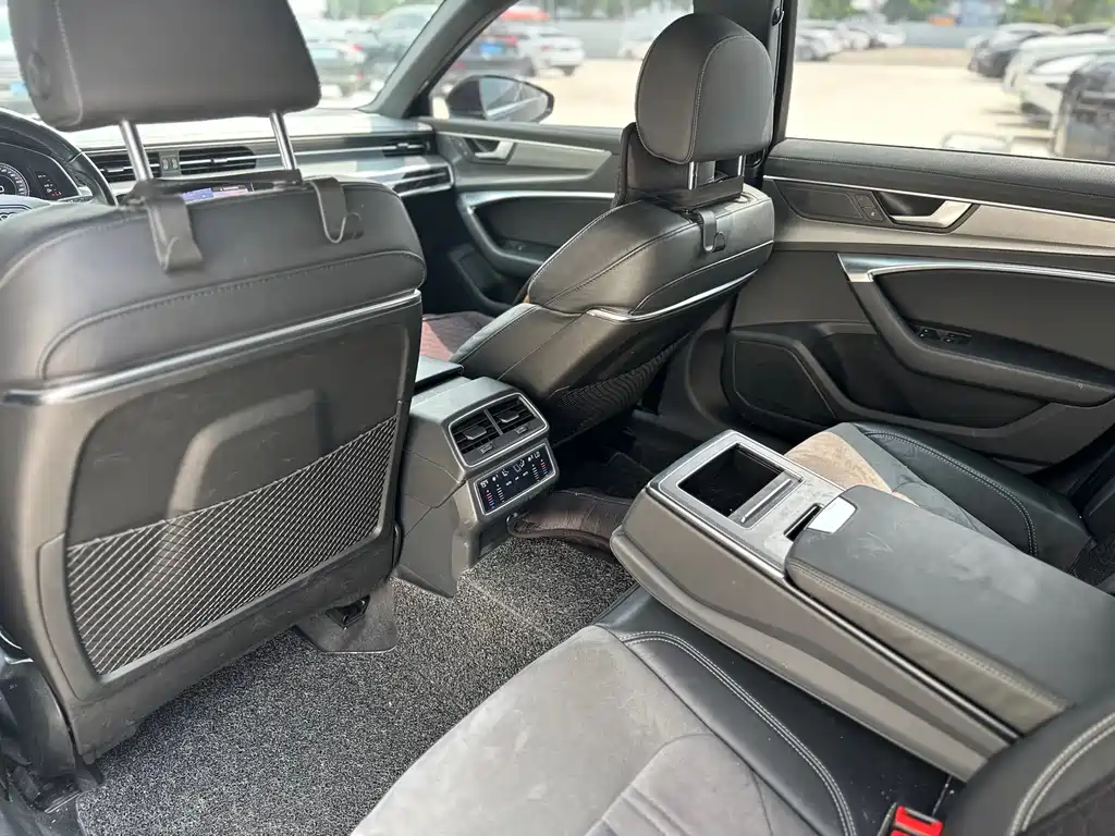 Audi A6L — миниатюра 9