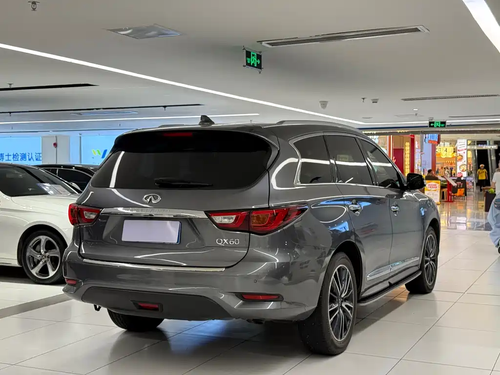 Infiniti QX60 2018 2.5 S/C Hybrid VI
