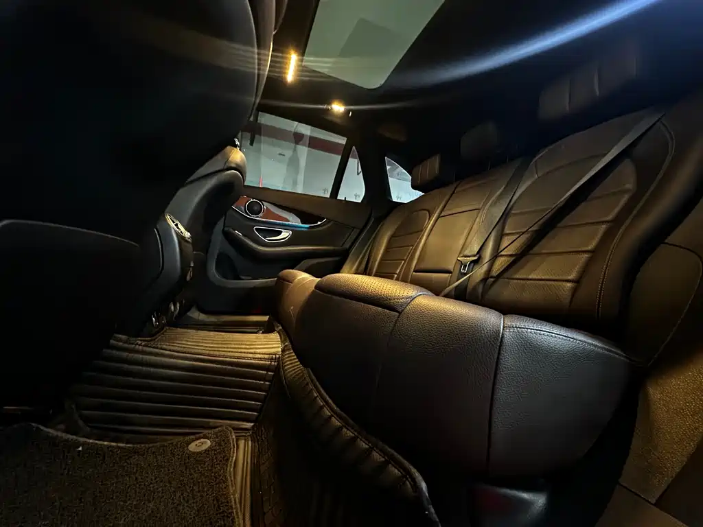 Mercedes-Benz GLC 2019 GLC 260 L 4MATIC Luxury