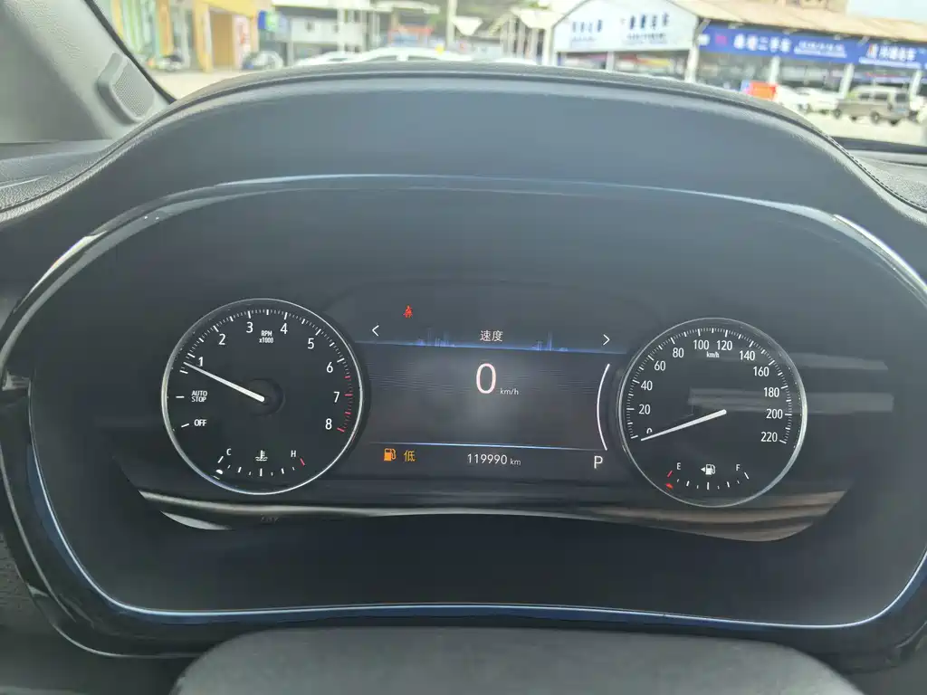 Buick GL8 — миниатюра 9