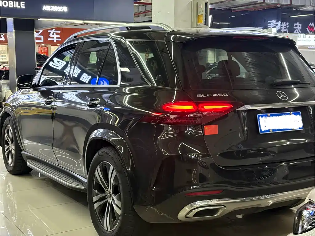 Mercedes-Benz GLE (Import) — миниатюра 7