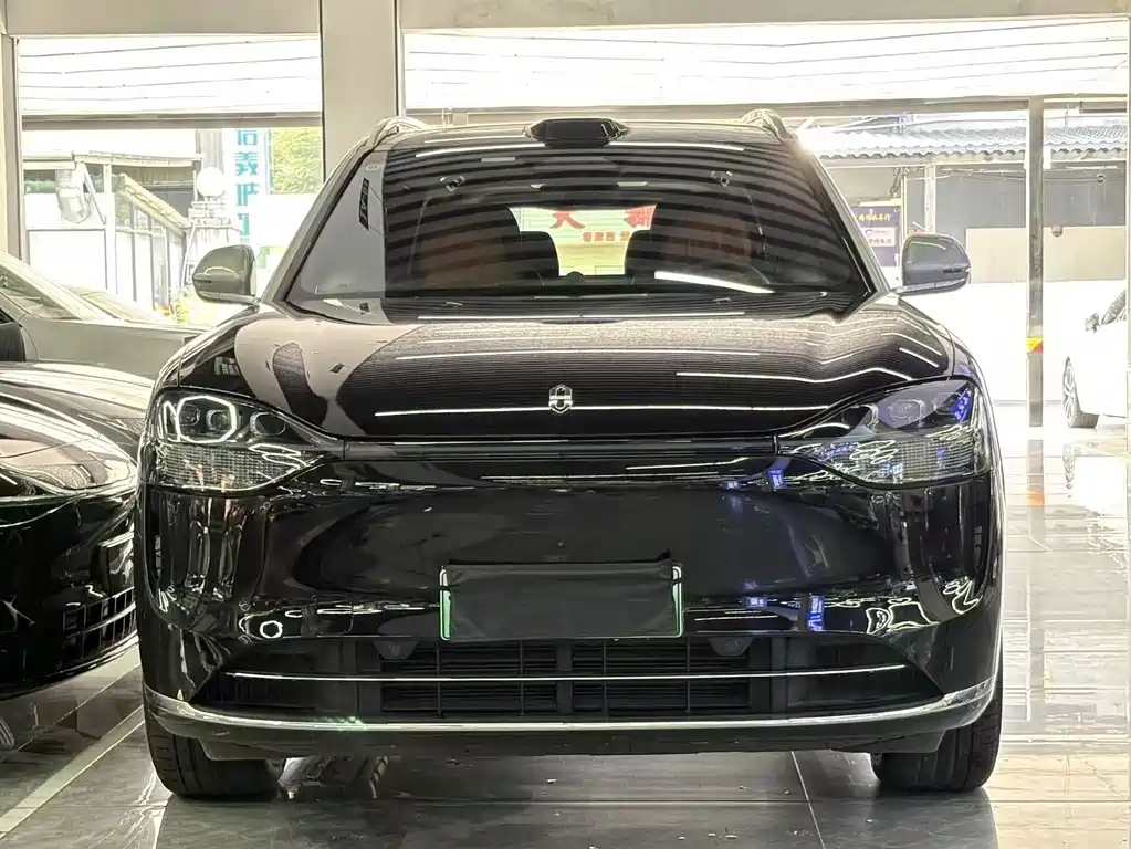AITO AITO M9 — миниатюра 2