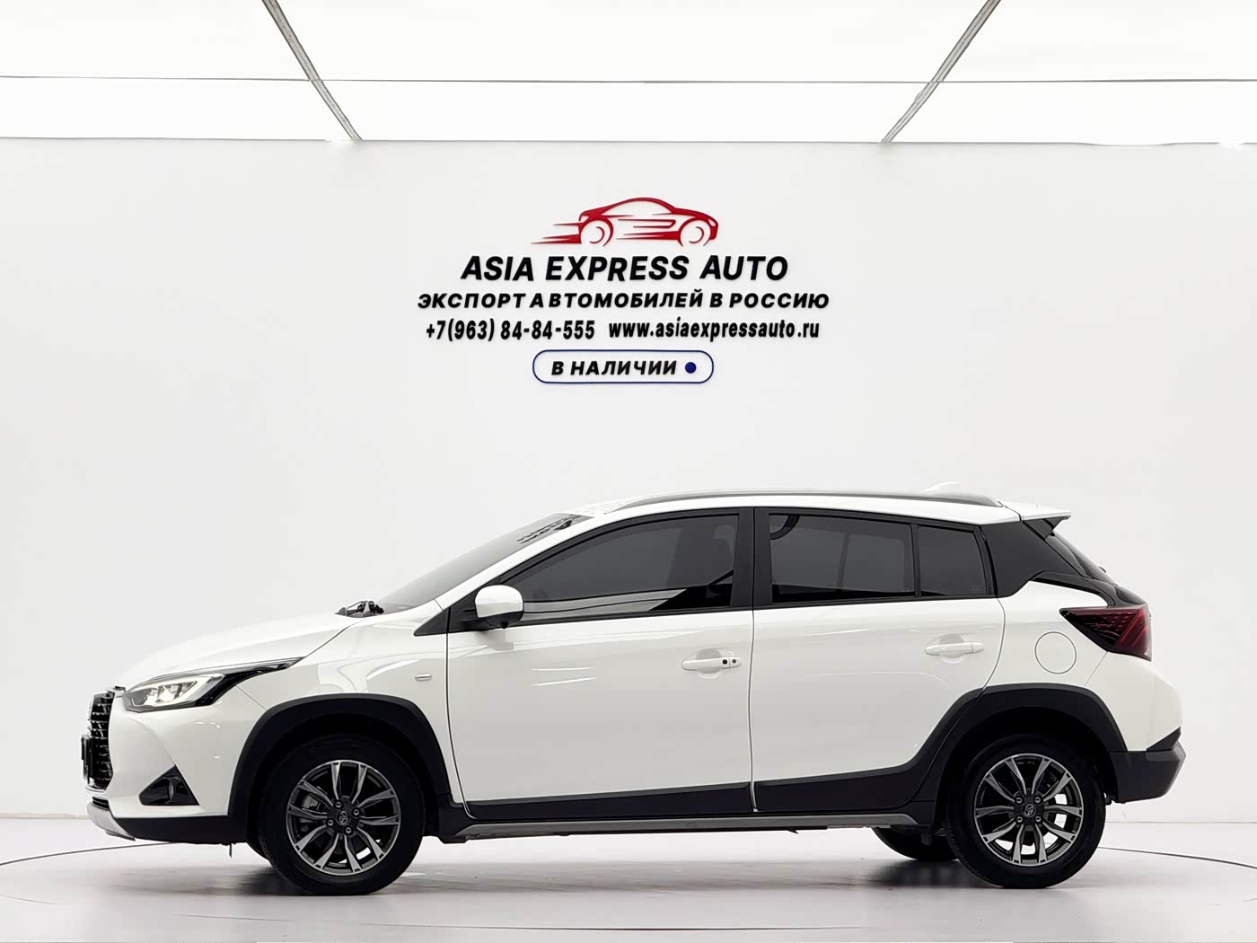 Toyota YARiS L Zhi Xuan 1.5 л 2022 г. Белый, пробег 28000 км
