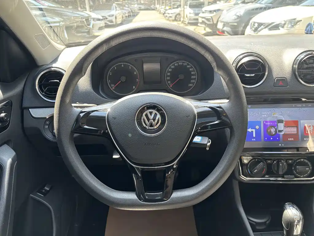 Volkswagen Jetta — миниатюра 13
