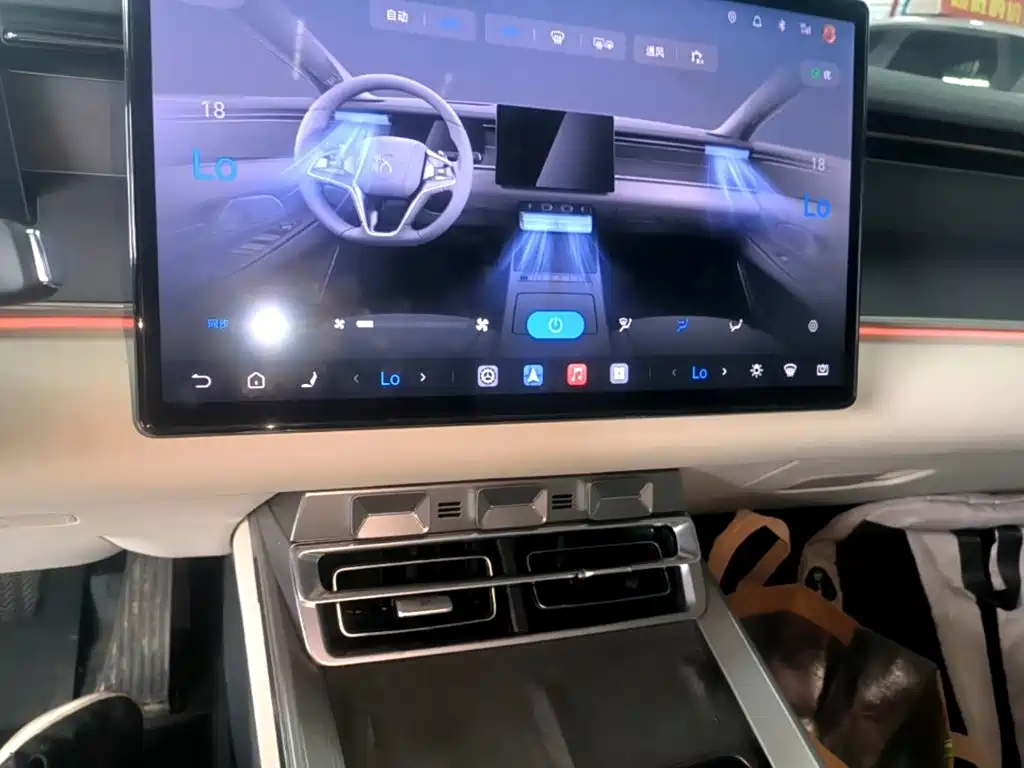 BYD Han L — миниатюра 13