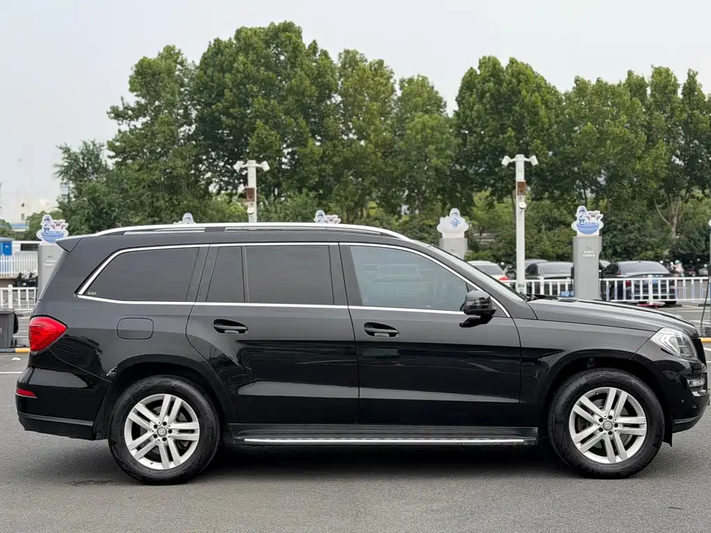 Mercedes-Benz GL-Class — миниатюра 3