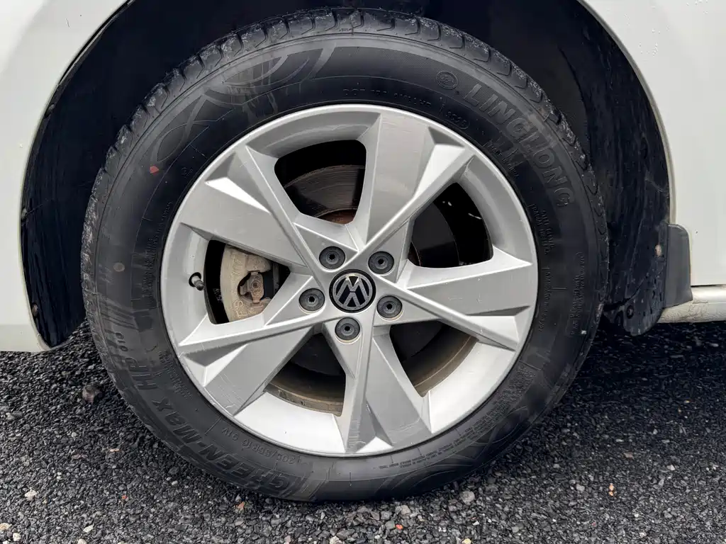Volkswagen Bora — миниатюра 14
