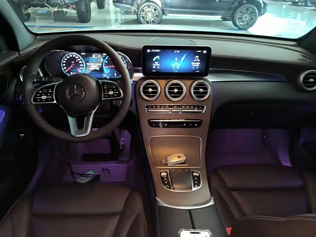 Mercedes-Benz GLC — миниатюра 10